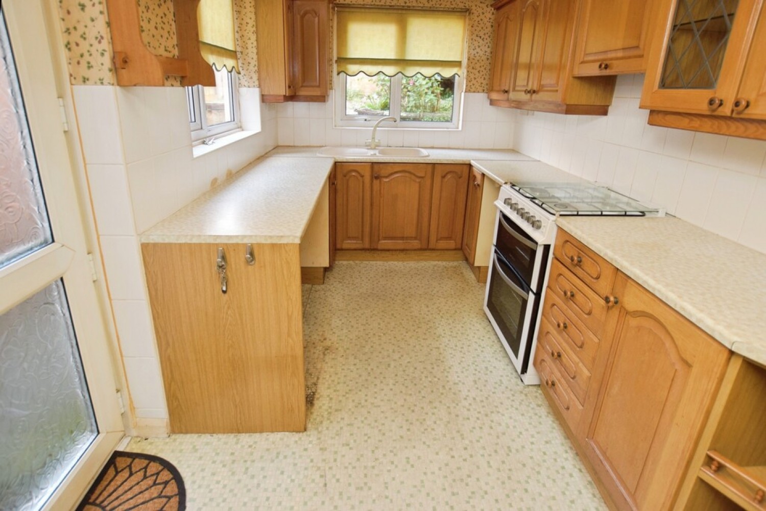 3 bedroom House for Sale Woodwater Lane