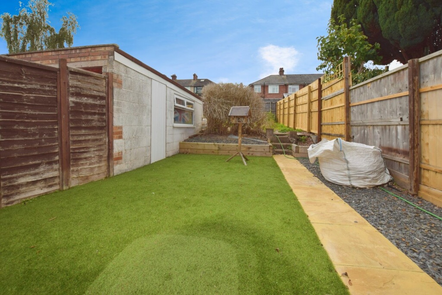 3 bedroom House for Sale Broadway