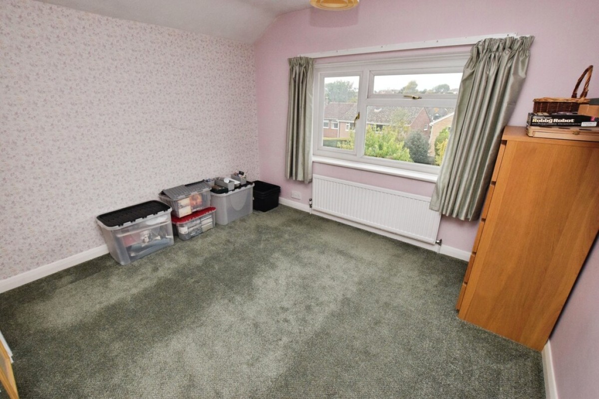 Broadfields Road