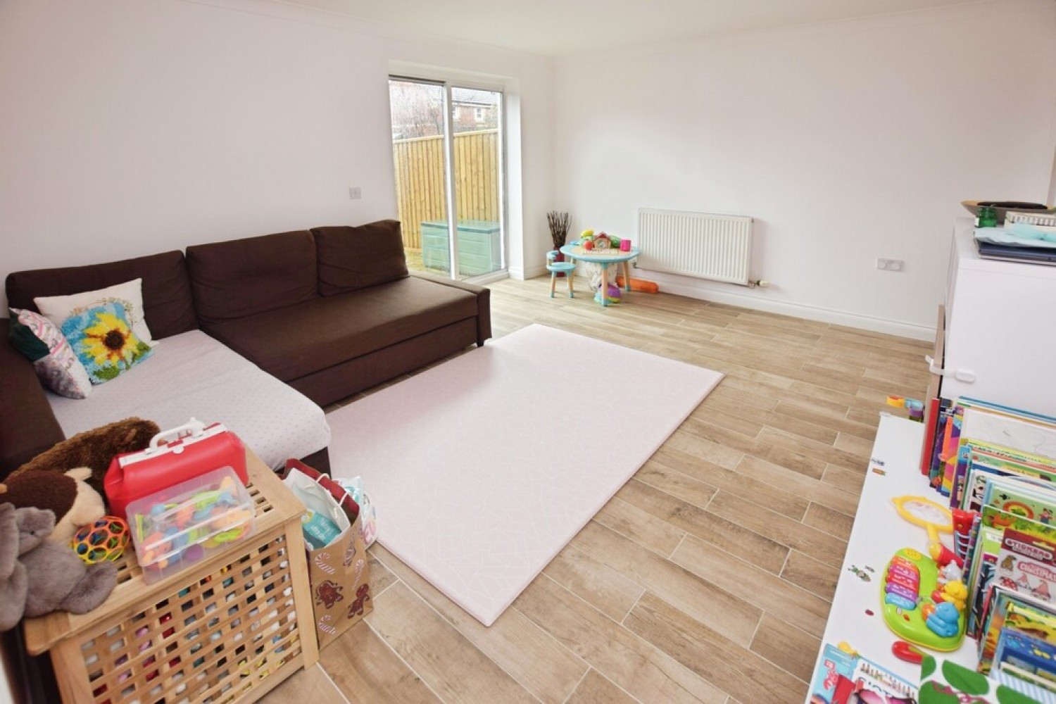 3 bedroom House for Sale Greyfriars Road