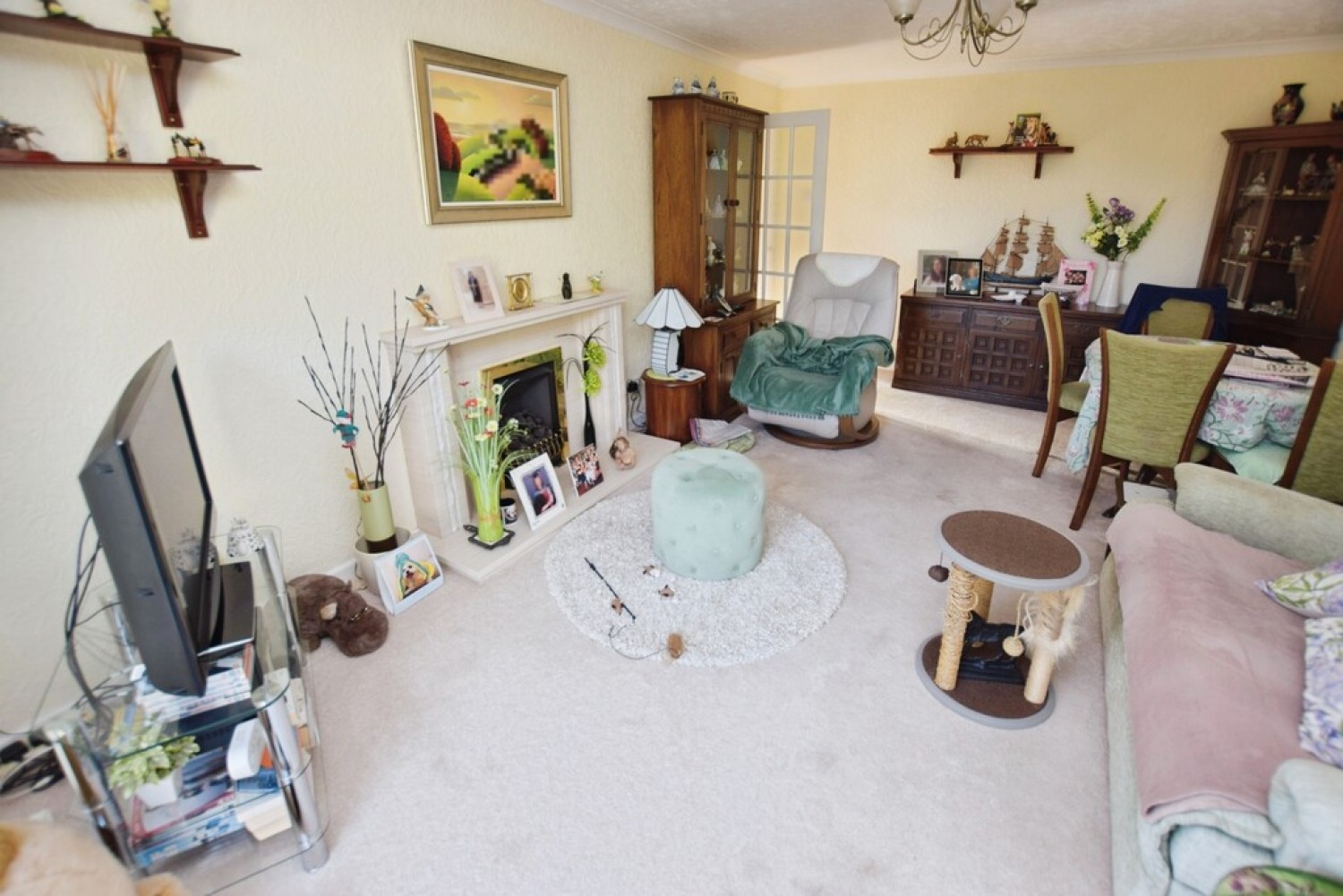 2 bedroom Bungalow for Sale Hampshire Close
