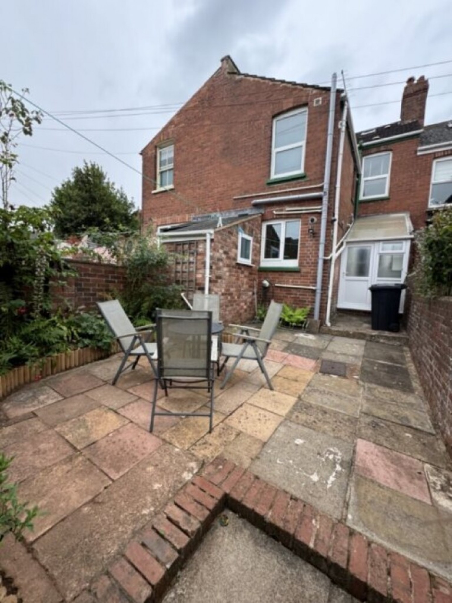 4 bedroom House for Sale Abbots Road