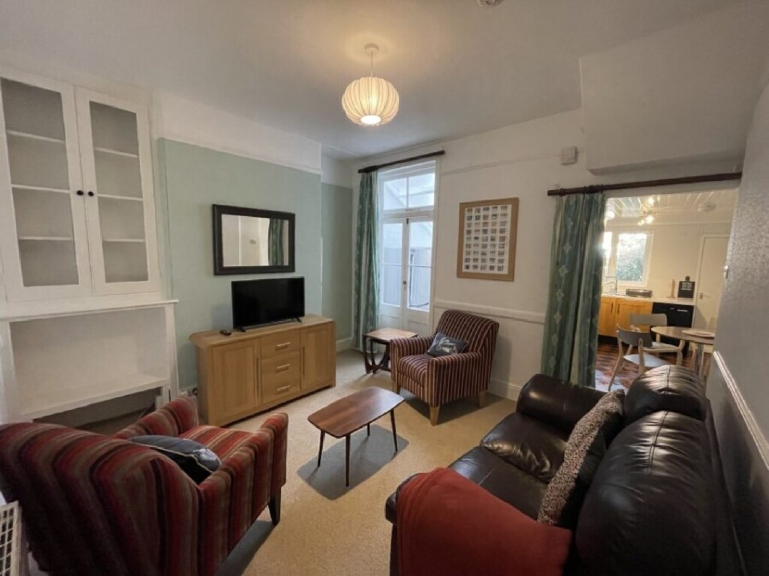 4 bedroom House for Sale Abbots Road