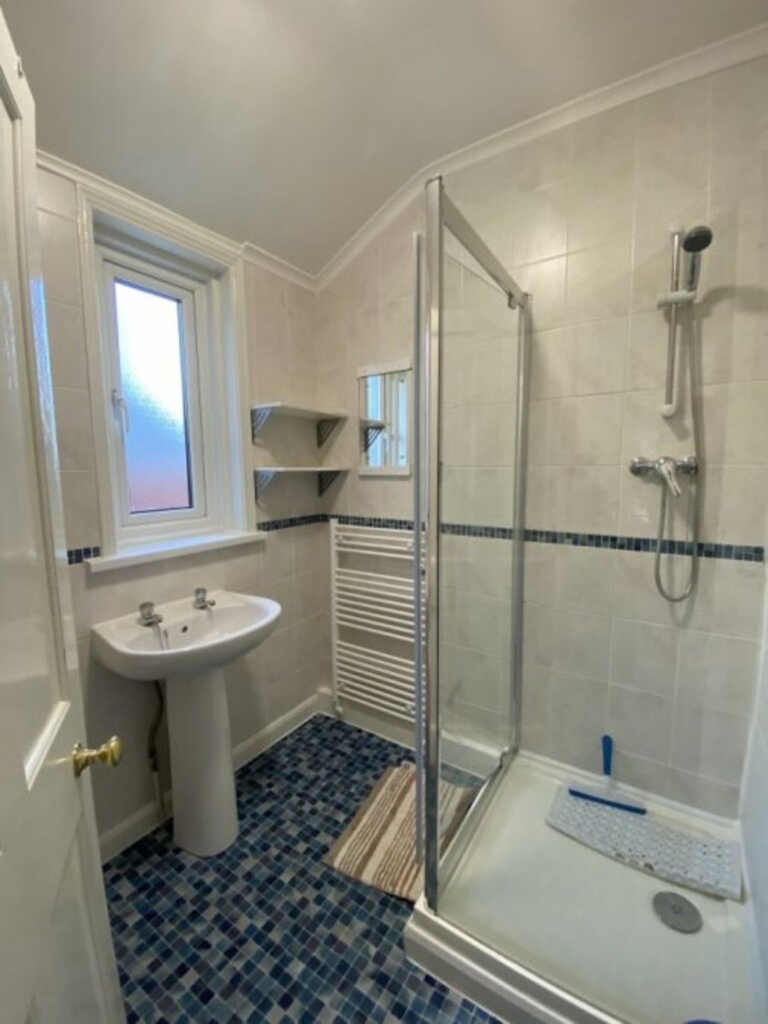 4 bedroom House for Sale Abbots Road