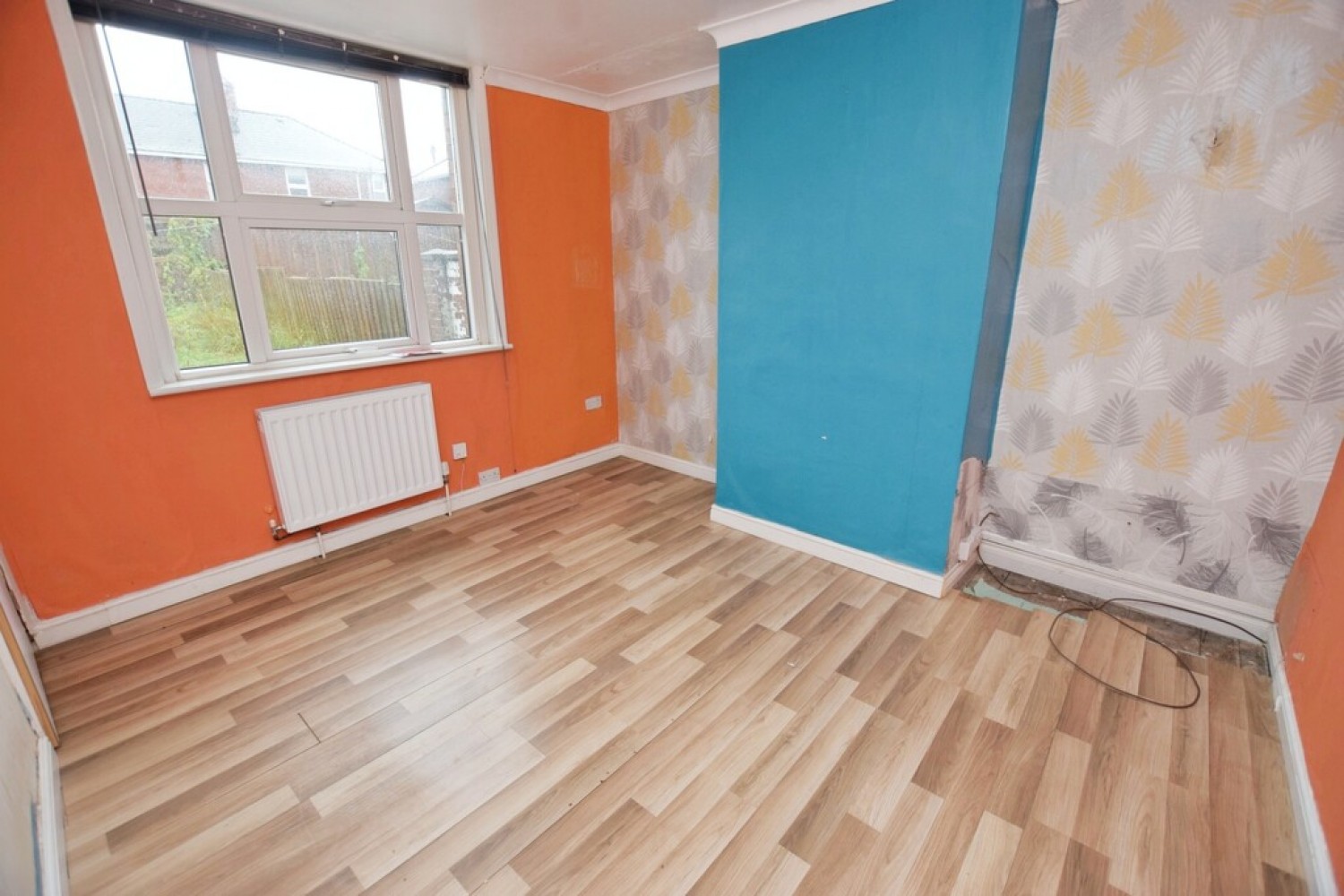 1 bedroom Flat for Sale Burnthouse Lane