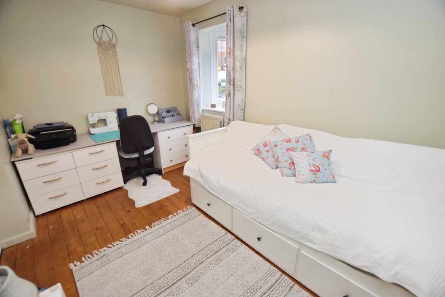 2 bedroom House for Sale Elliott Close