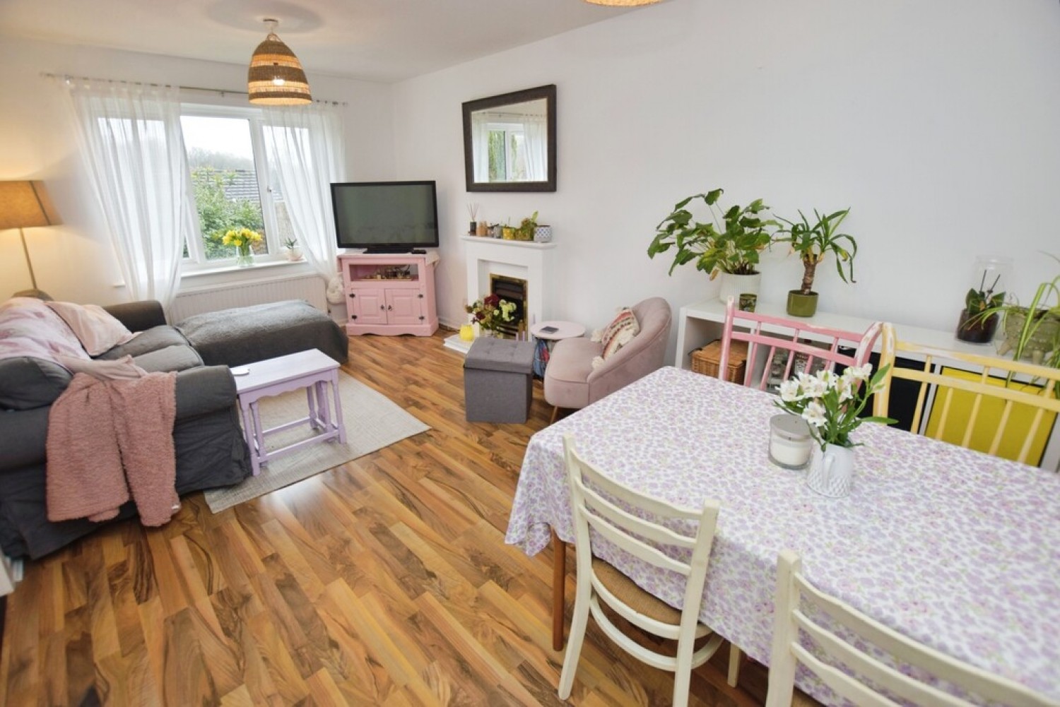 2 bedroom House for Sale Elliott Close