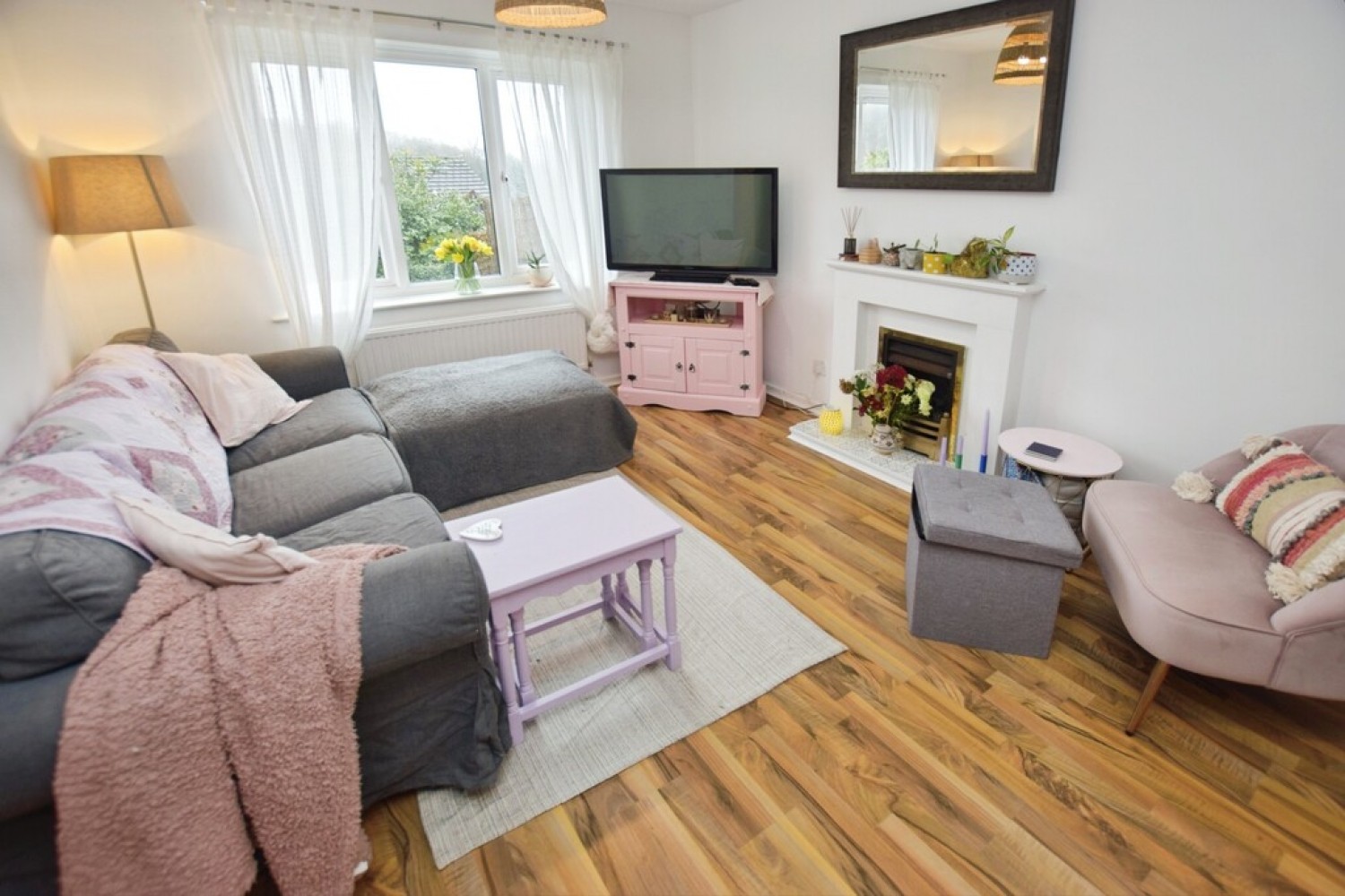 2 bedroom House for Sale Elliott Close