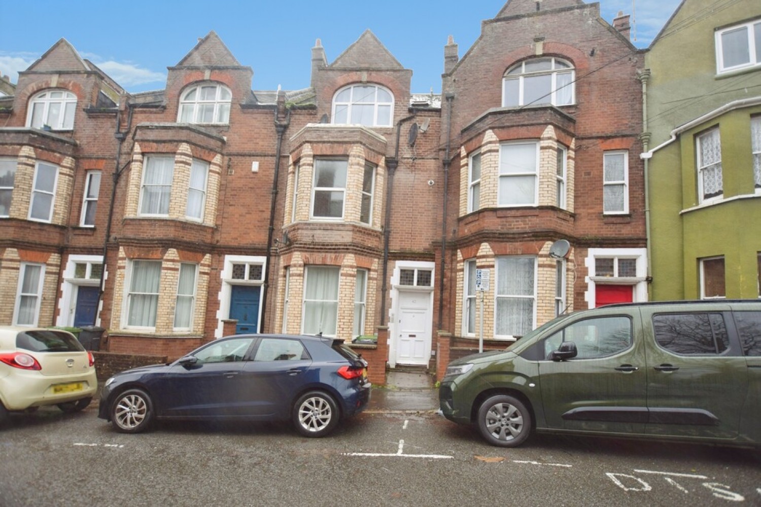 1 bedroom Flat for Sale Haldon Road