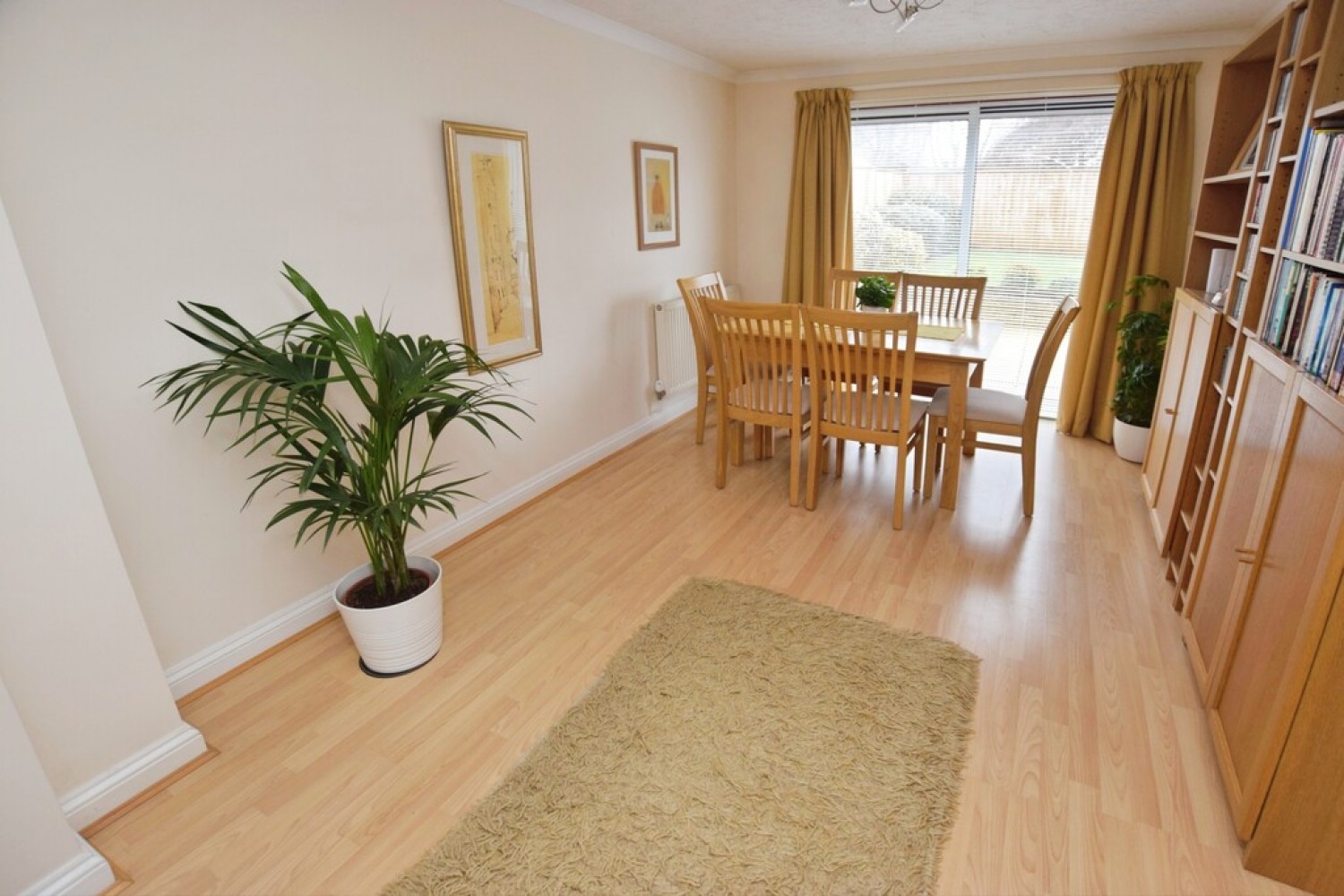 4 bedroom House for Sale Apple Farm Grange