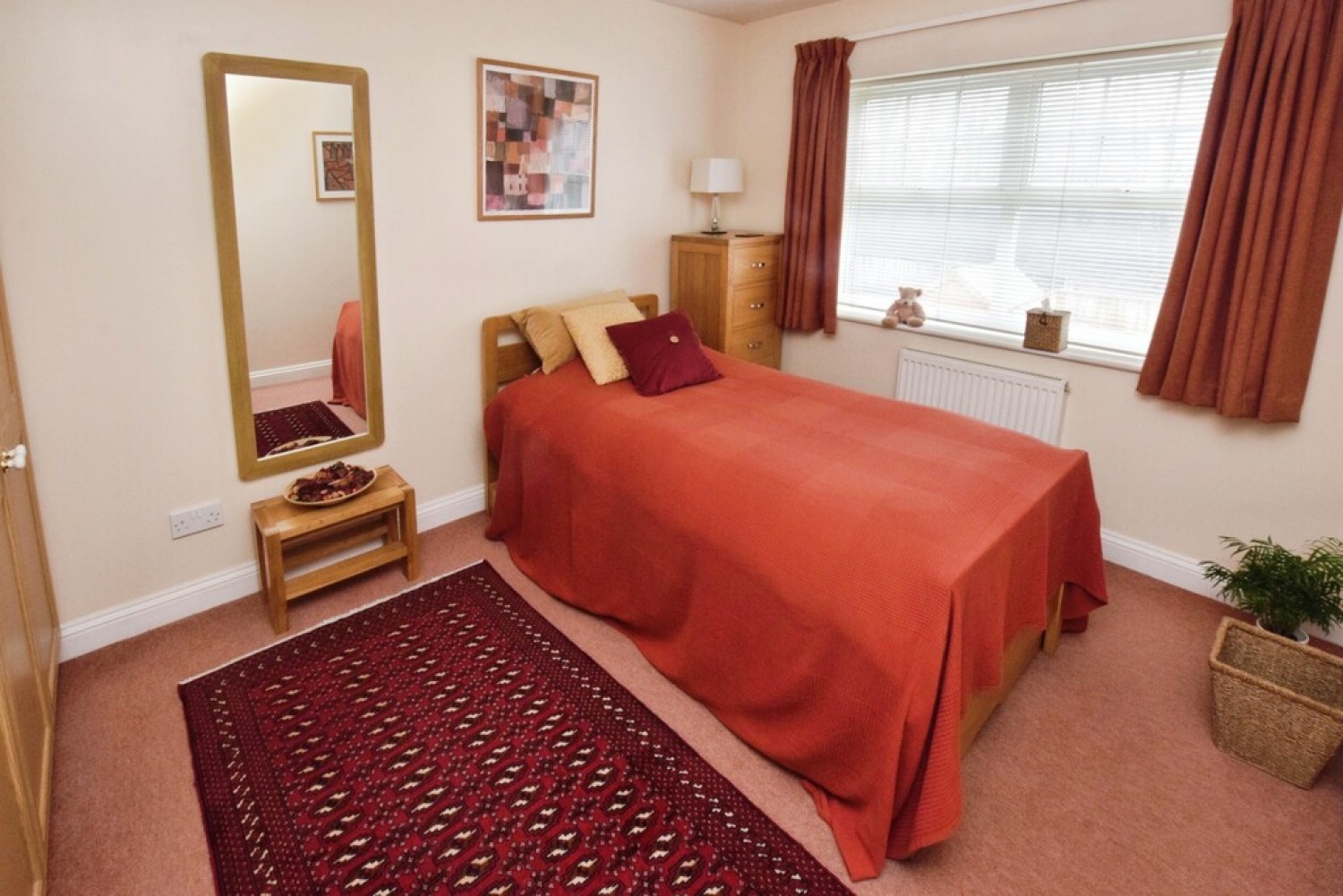 4 bedroom House for Sale Apple Farm Grange