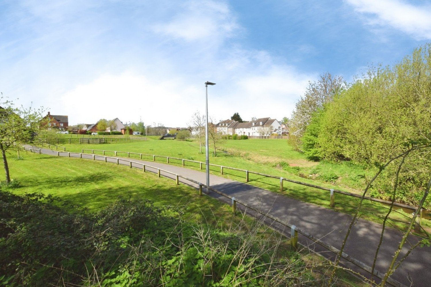 3 bedroom House for Sale Langlands Road, Cullompton