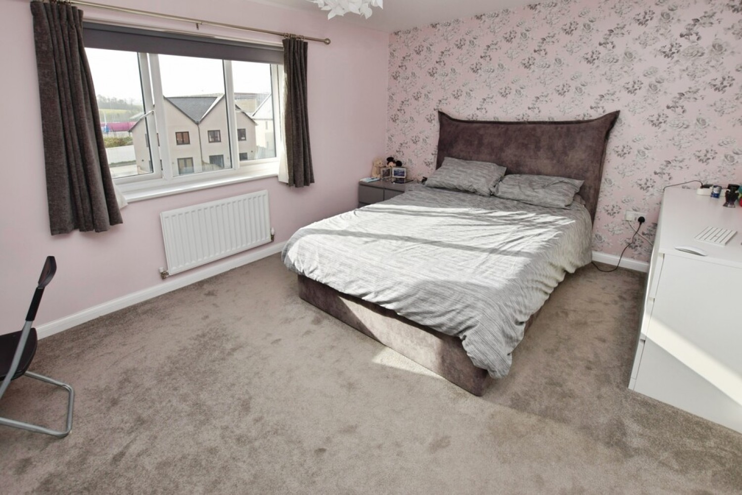 3 bedroom House for Sale Ellacott Road