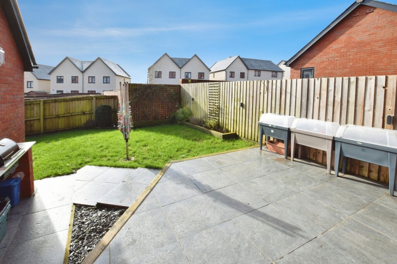 3 bedroom House for Sale Ellacott Road