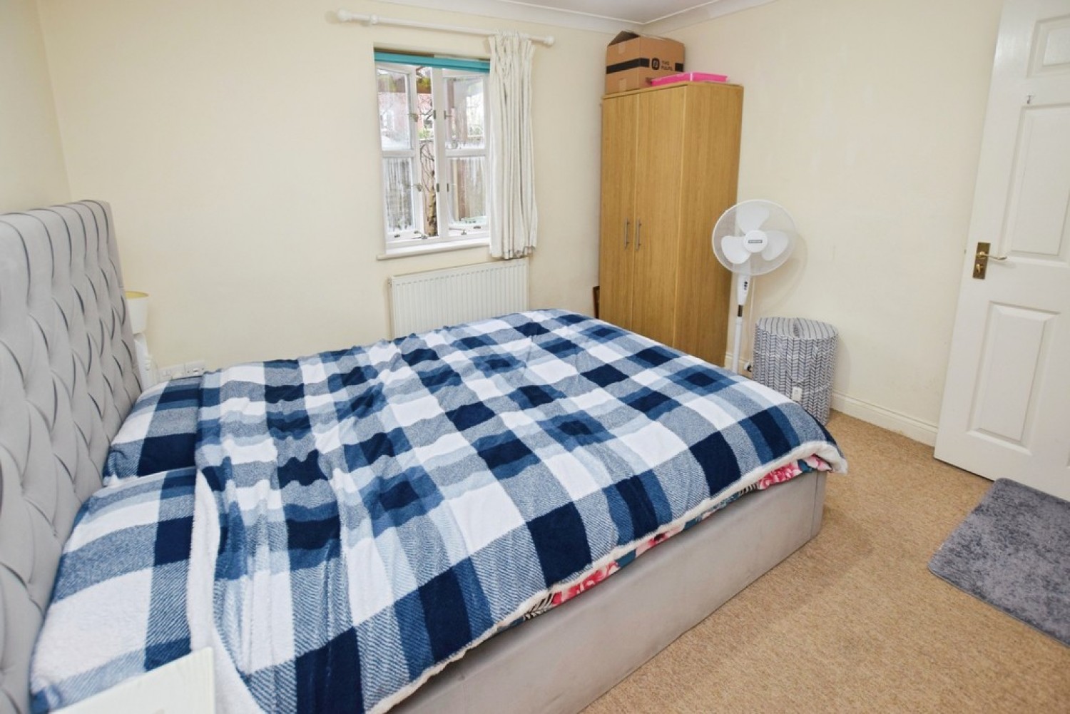 2 bedroom Flat for Sale Fore Street, Heavitree