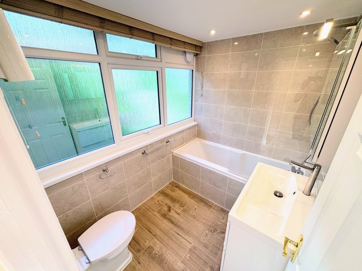 Woodwater Lane, Broadfields, Exeter