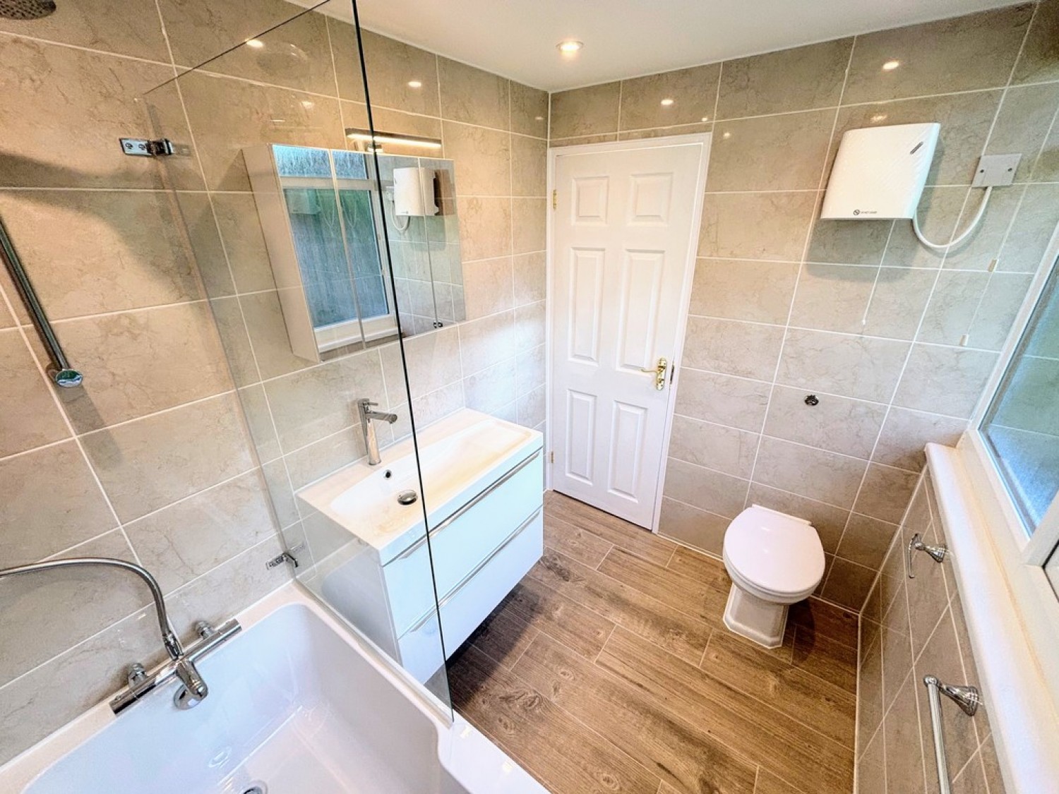 1 bedroom Flat for Letting Woodwater Lane, Broadfields, Exeter