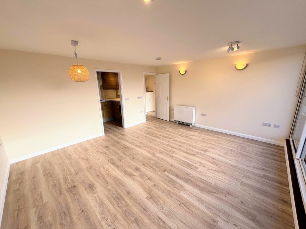 Woodwater Lane, Broadfields, Exeter