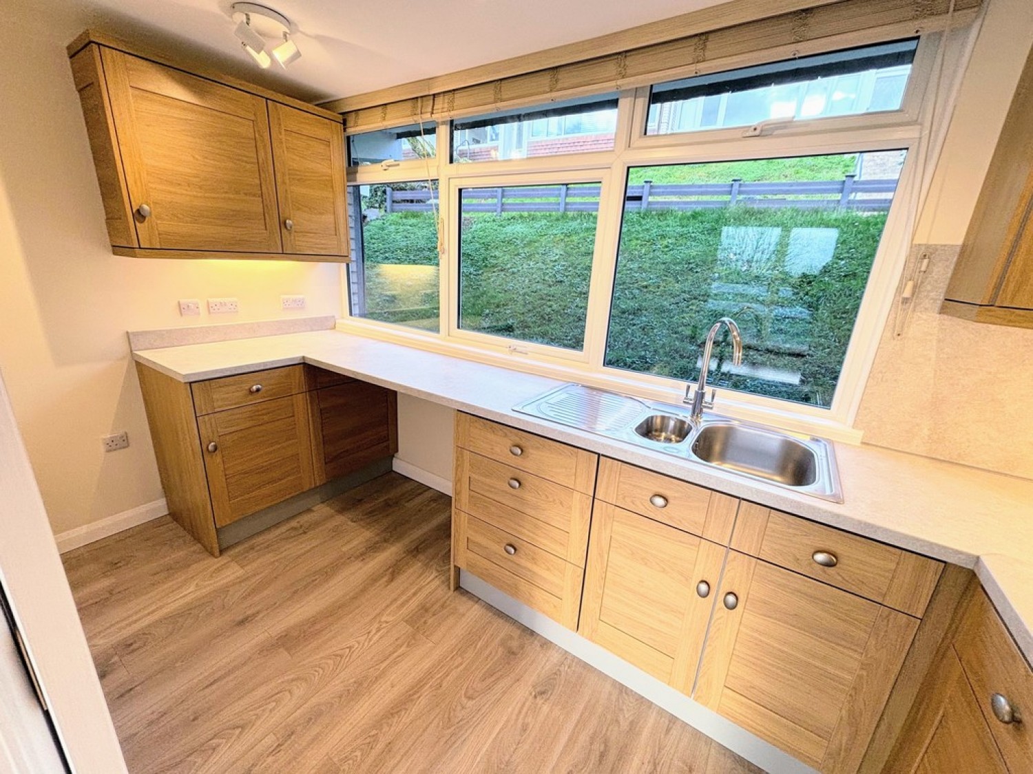 1 bedroom Flat for Letting Woodwater Lane, Broadfields, Exeter