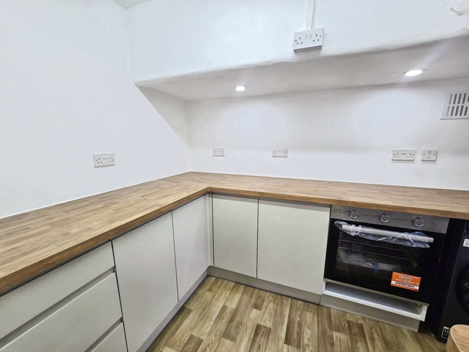 2 bedroom Flat for Letting Newtown, Exeter, Devon