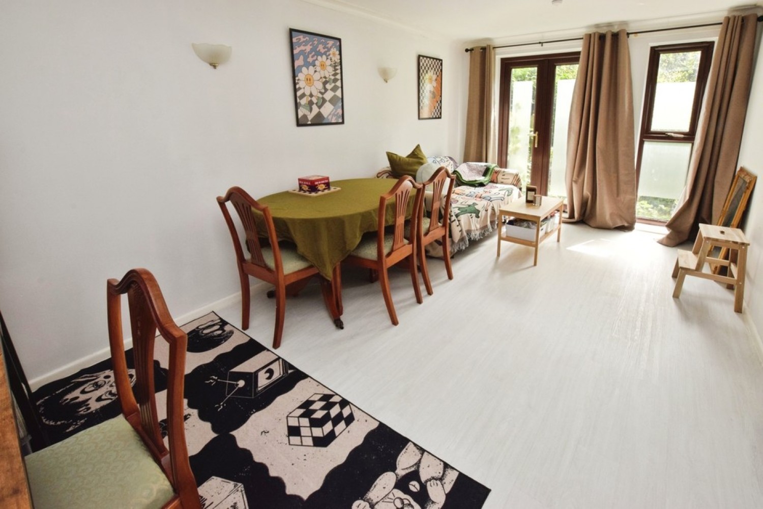 1 bedroom Flat for Letting Teazle Court