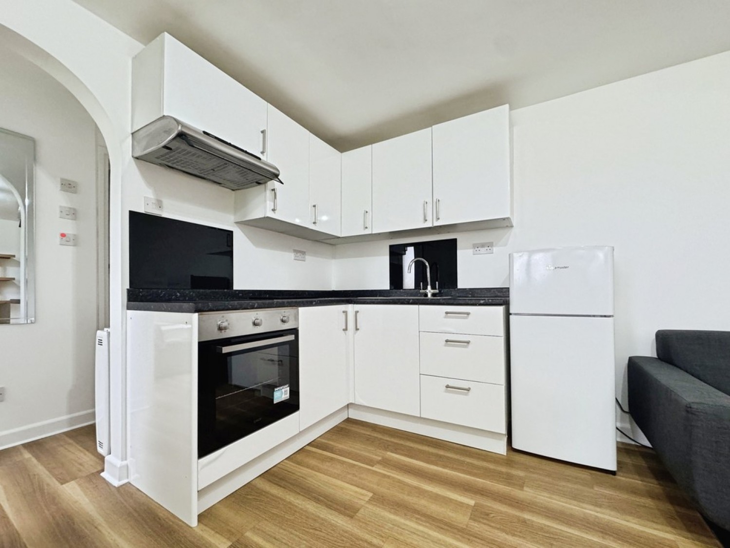 1 bedroom Flat for Letting Woodwater Lane, Exeter