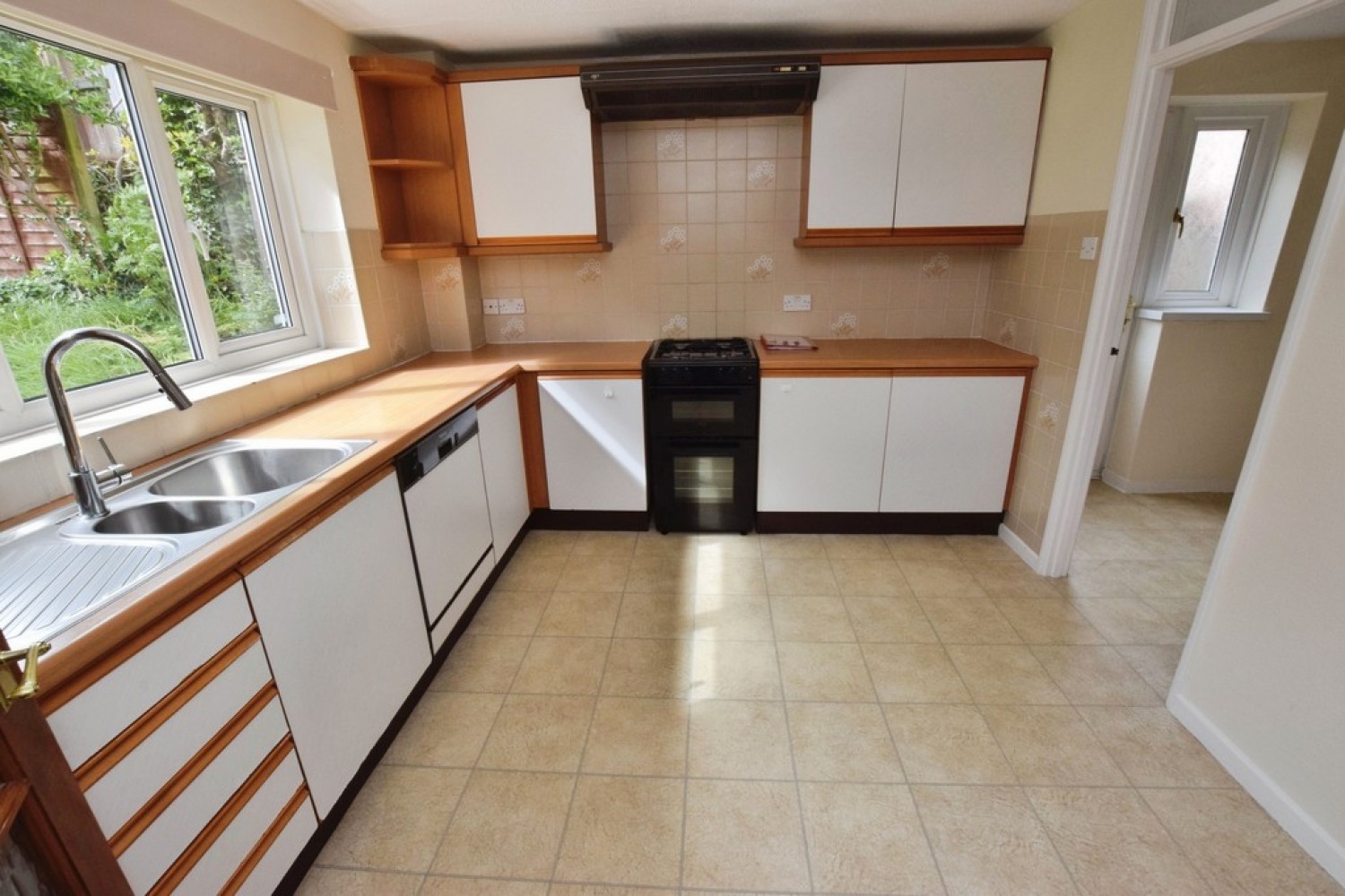 3 bedroom House for Sale Higher Barley Mount