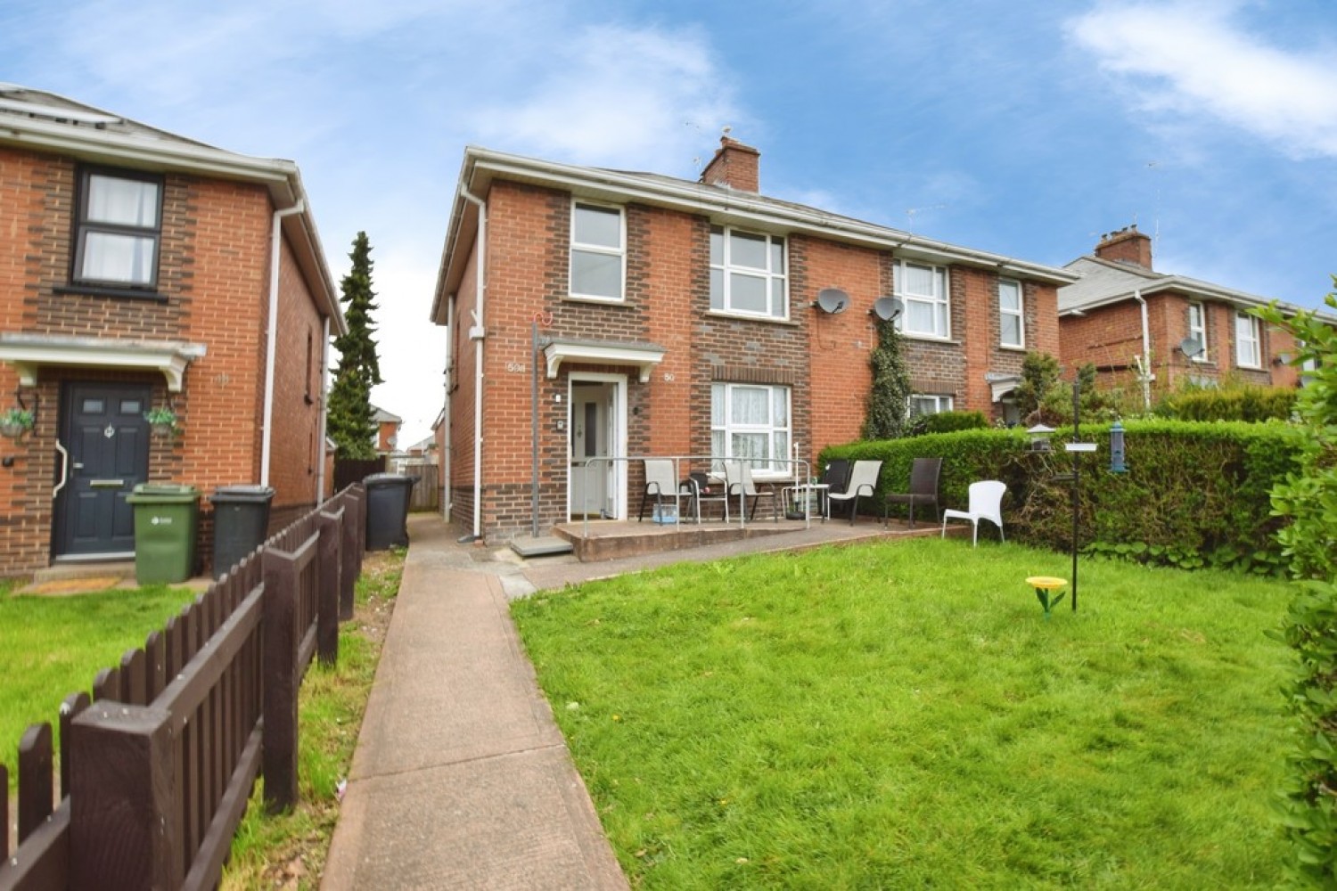 1 bedroom Flat for Sale Burnthouse Lane
