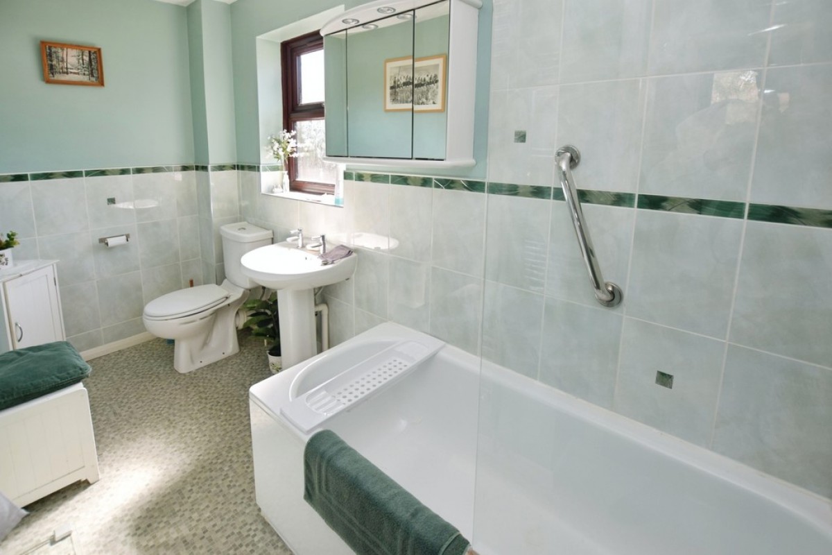 Barton Grange, Exeter, Devon