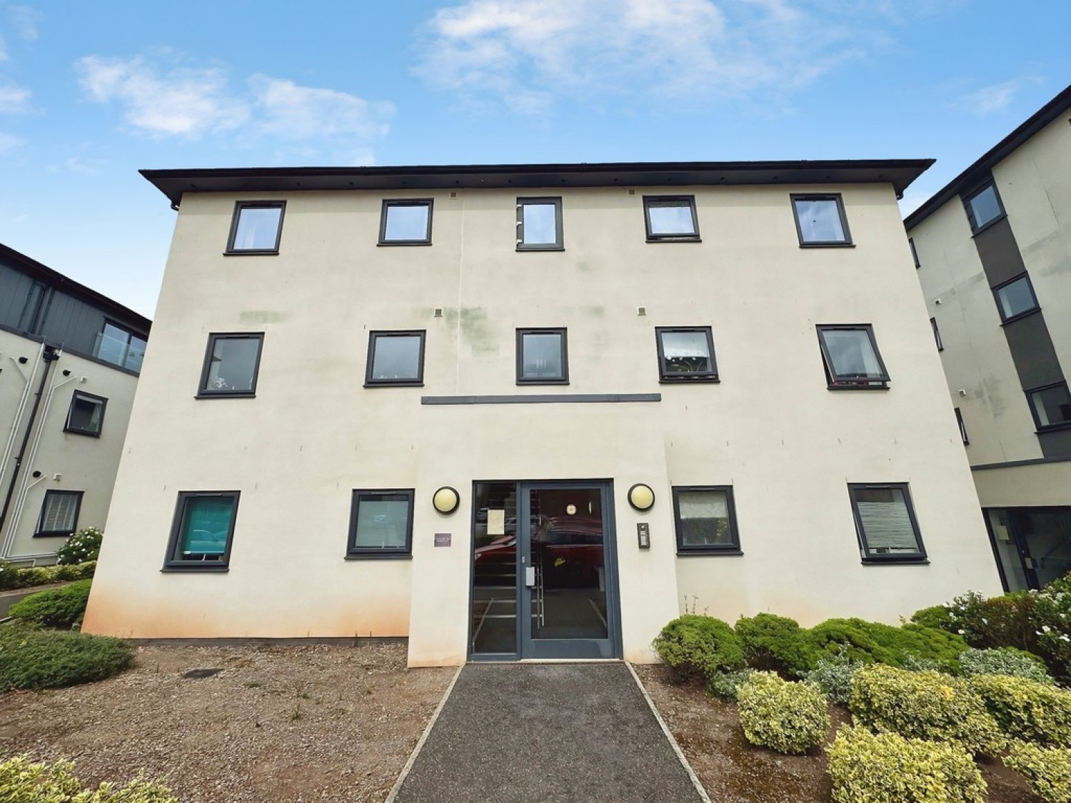 2 bedroom Flat for Letting Phoenix Court, Exeter, Devon
