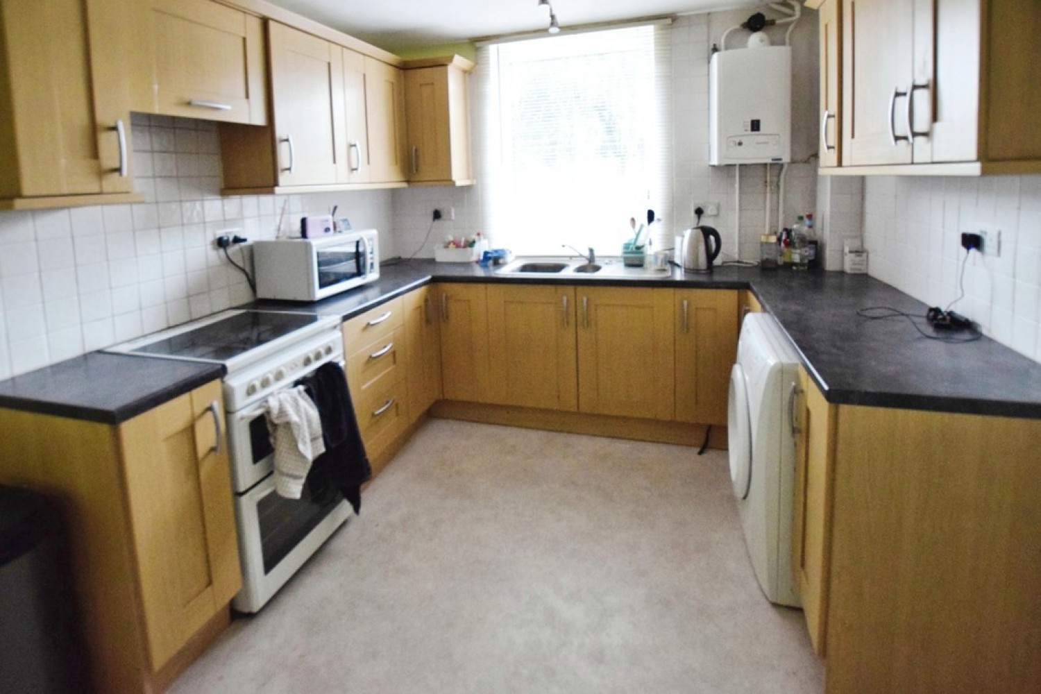 3 bedroom House for Sale Bishop Westall Road, Exeter, Devon