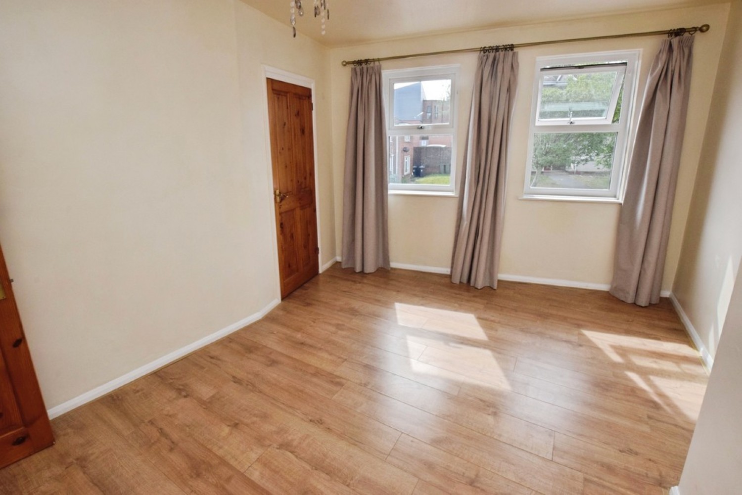 2 bedroom House for Sale Clifton Road, Newtown