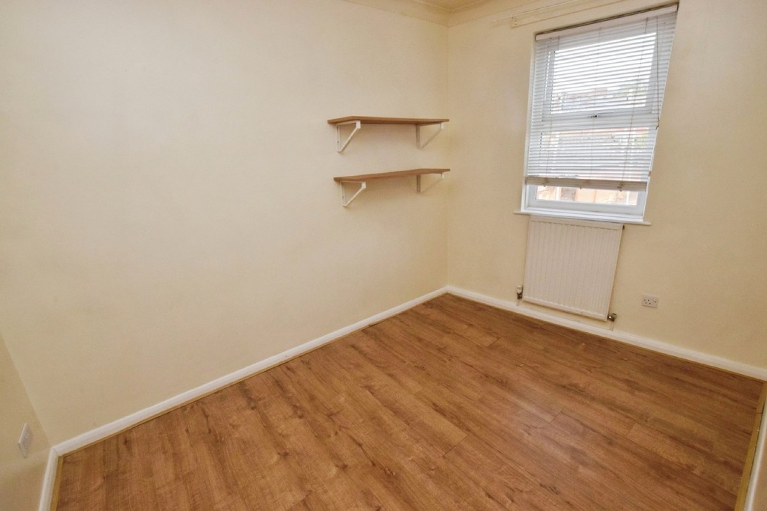 2 bedroom House for Sale Clifton Road, Newtown