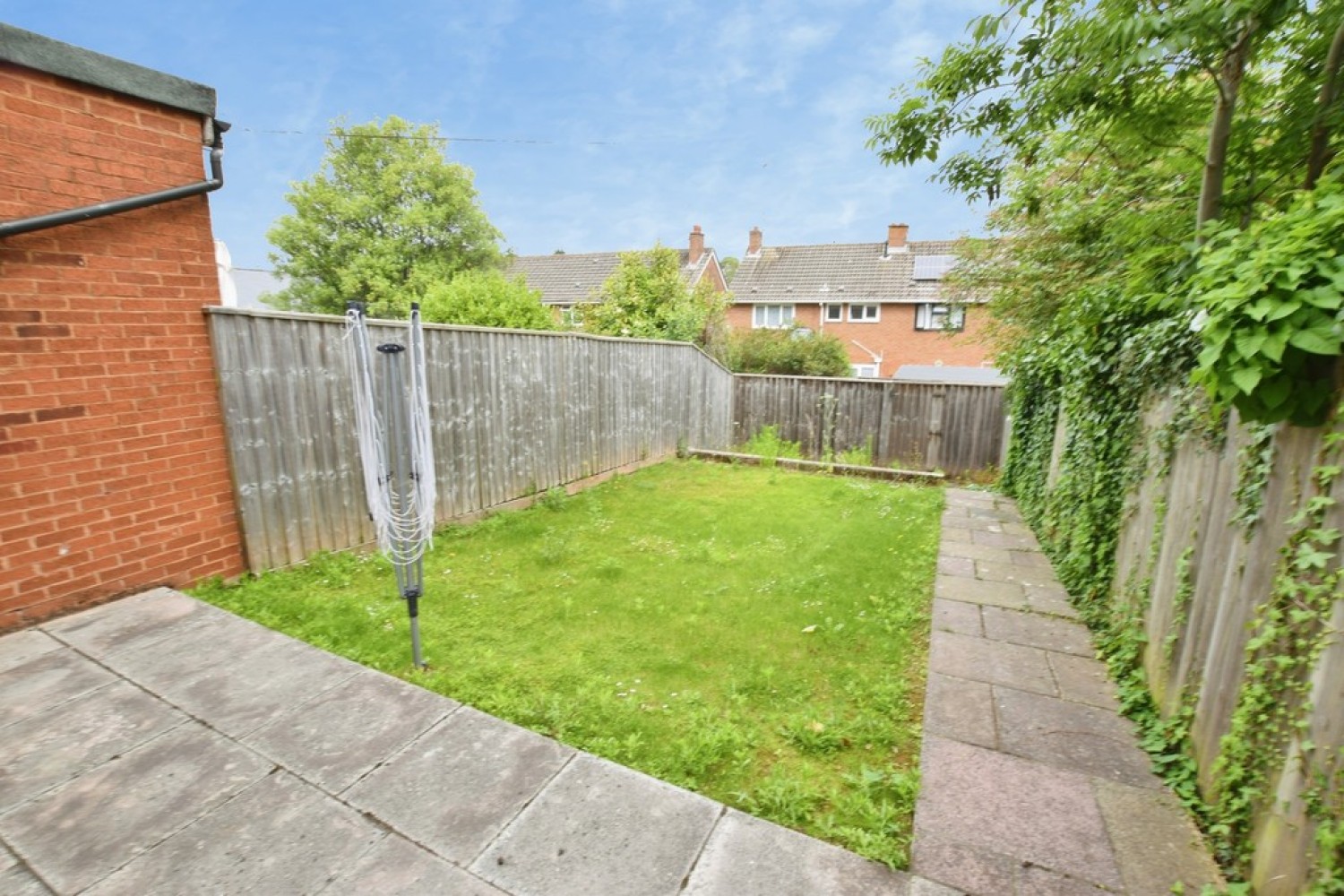 3 bedroom House for Sale Bovemoors Lane