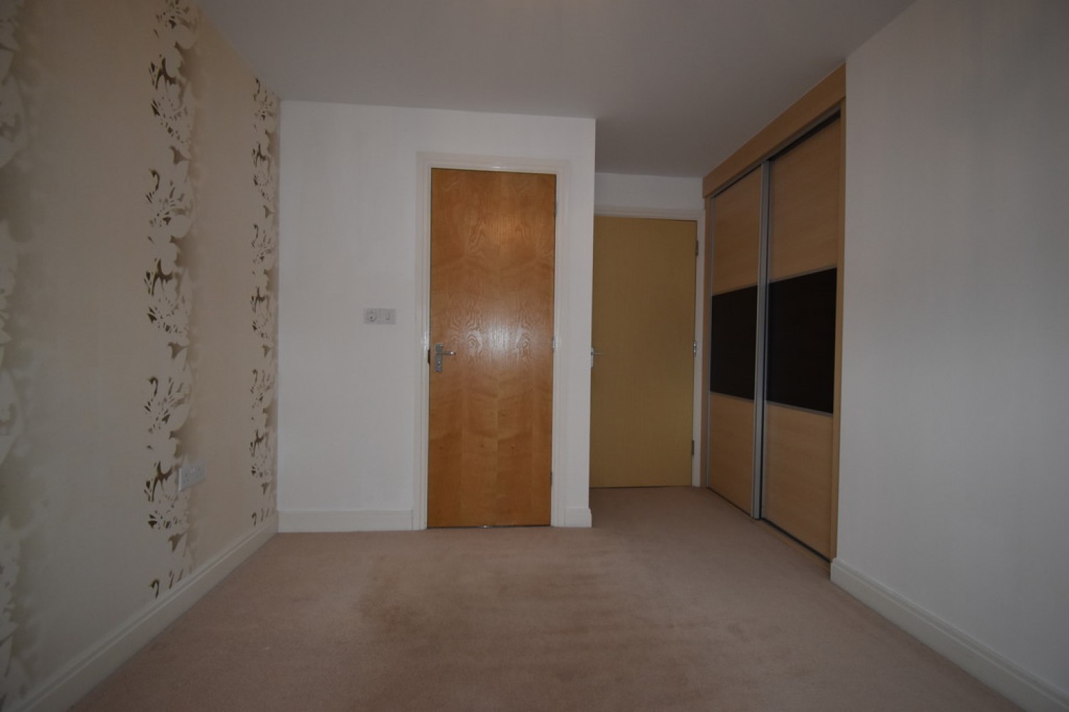 Clifford Way, Riverside Plaza