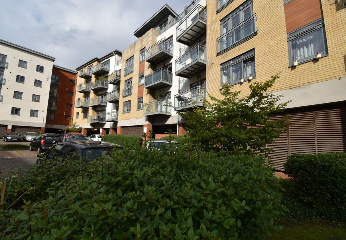 Wallis Place, Maidstone