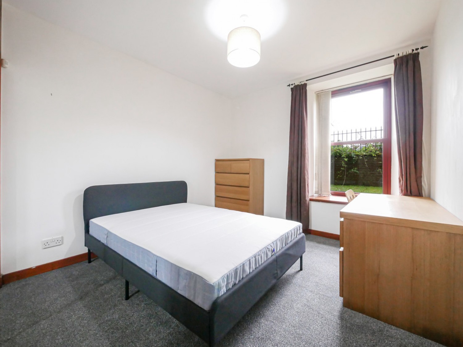 2 bedroom Flat for Letting Taits Lane, Dundee
