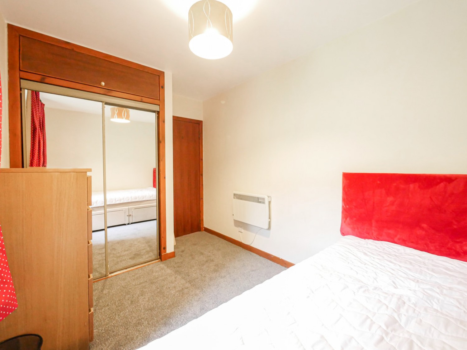 2 bedroom Flat for Letting Taits Lane, Dundee
