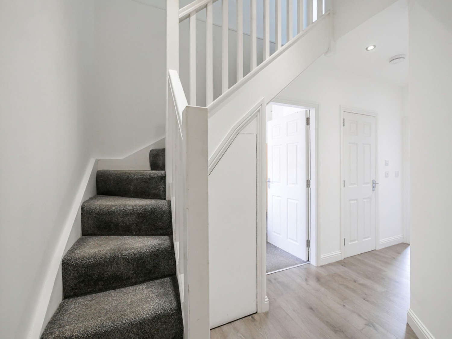 2 bedroom Flat for Letting Castle Street, Dundee