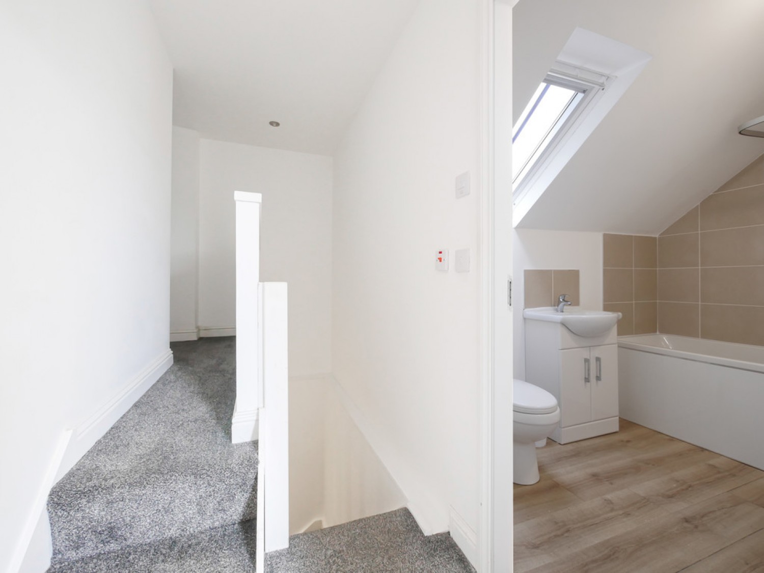 2 bedroom Flat for Letting Castle Street, Dundee