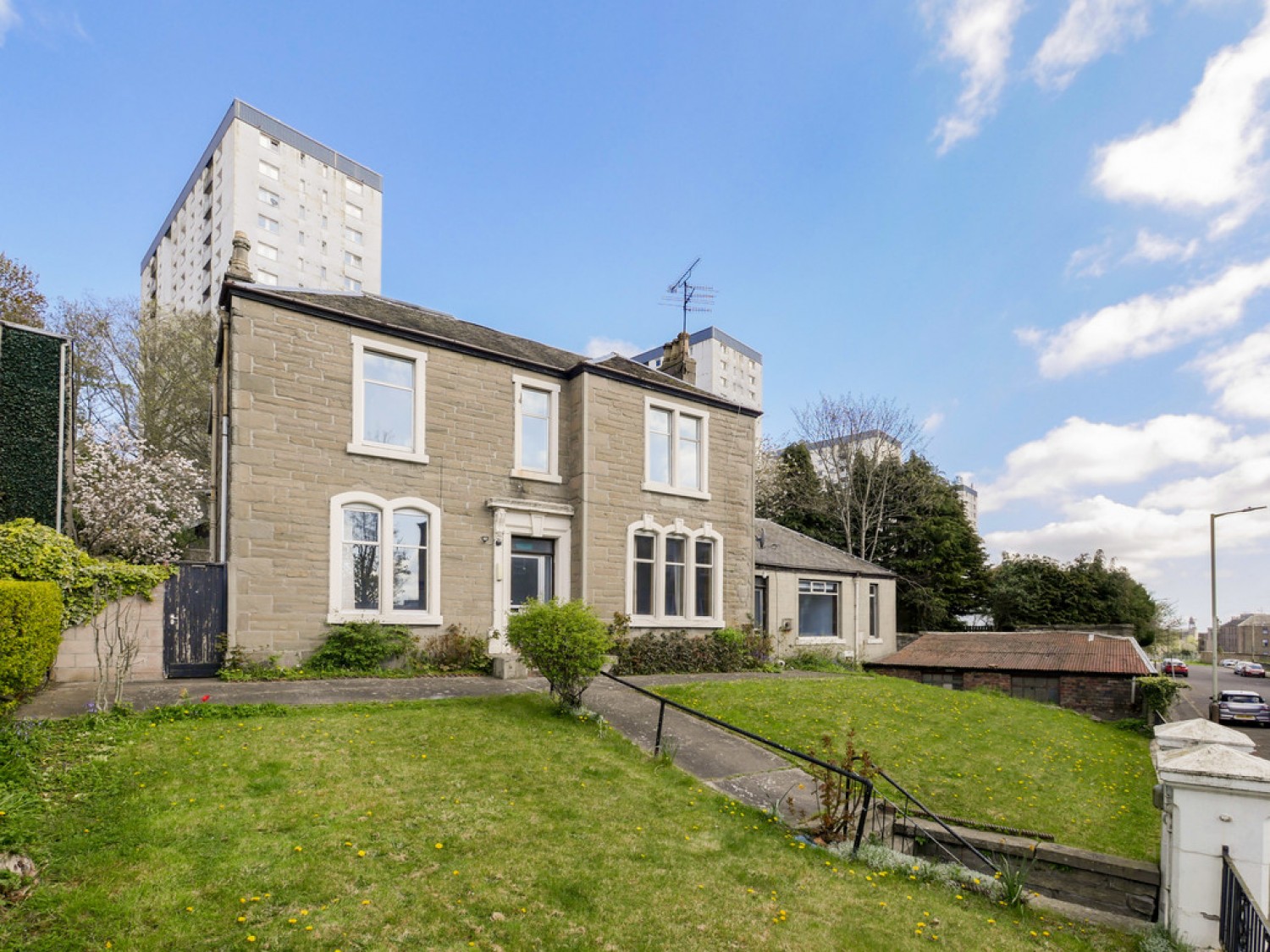 5 bedroom House for Letting Dundee, .