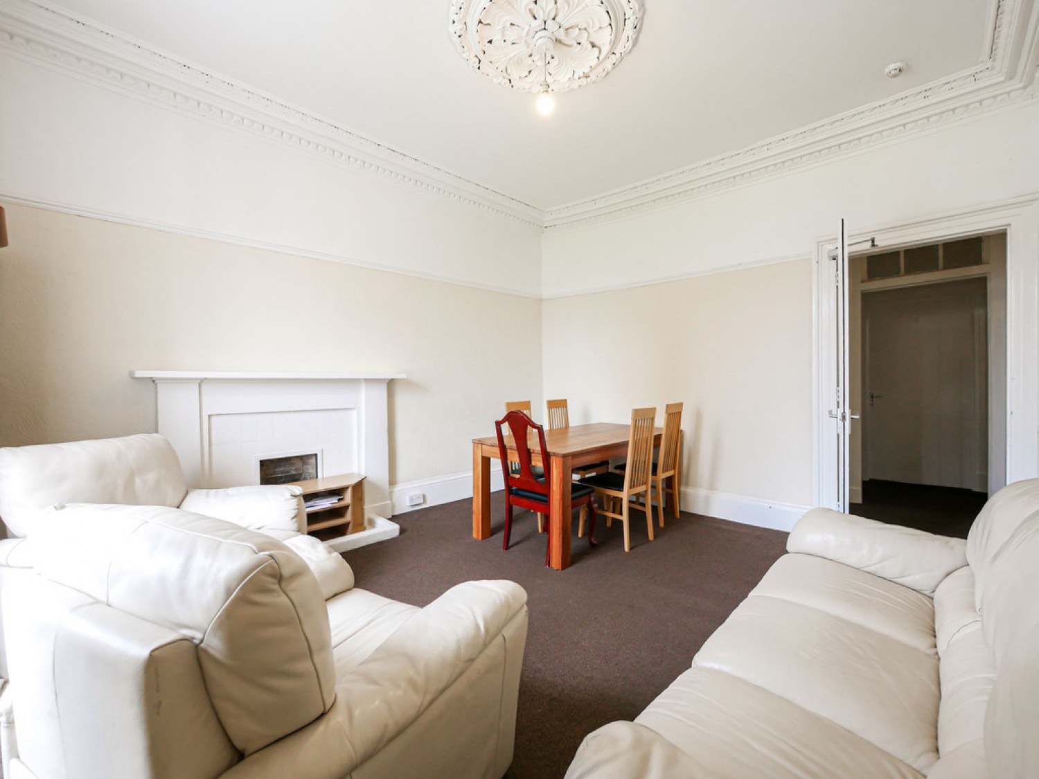 5 bedroom Flat in Nethergate, Dundee