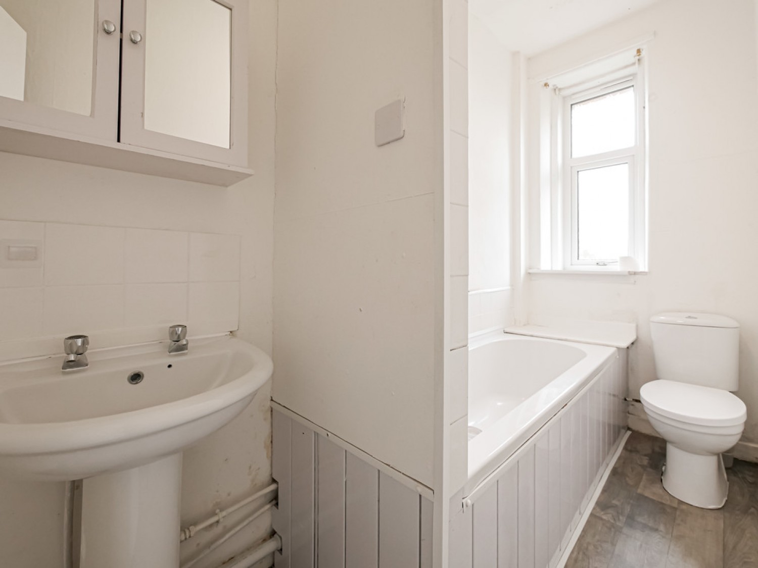 2 bedroom Flat for Letting Clepington Road, Dundee