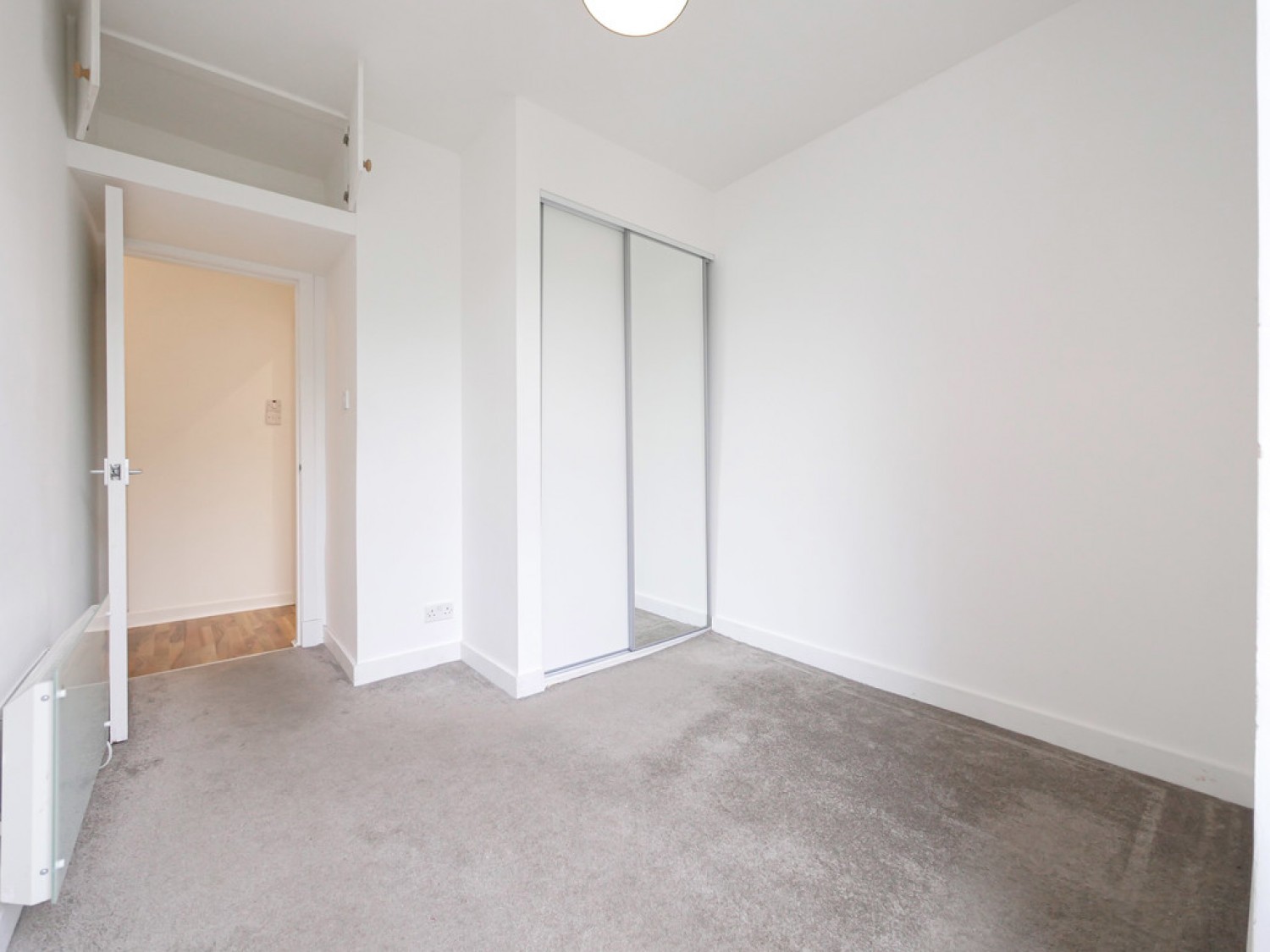 2 bedroom Flat for Letting Dens Road, Dundee