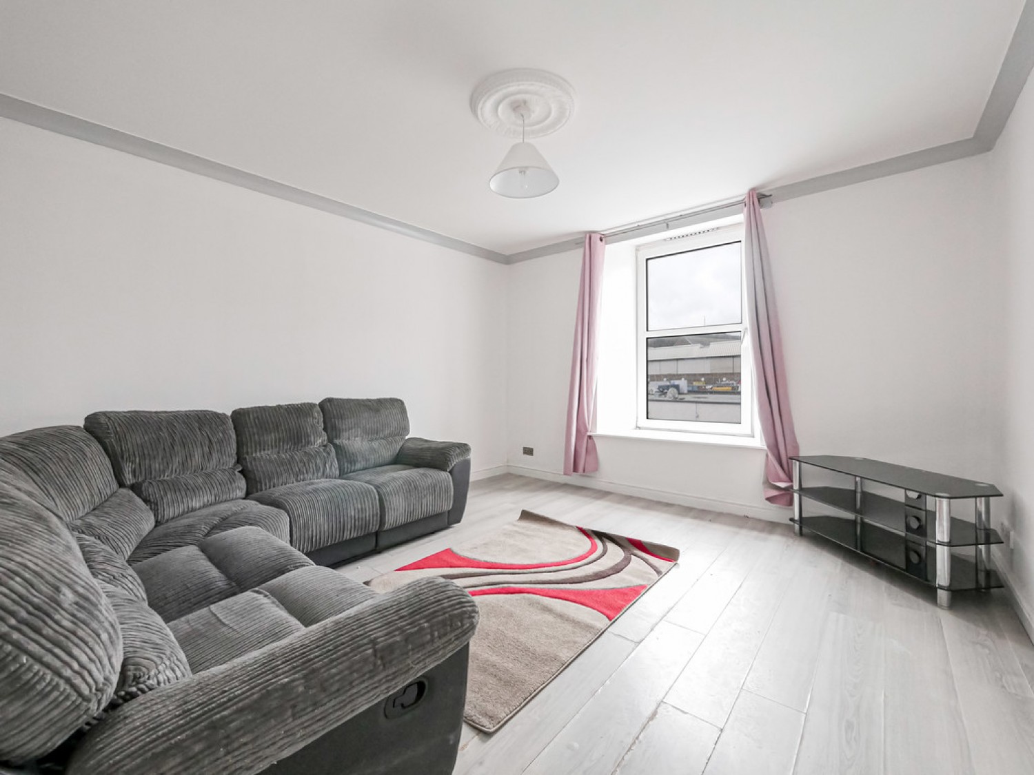 1 bedroom Flat for Letting Strathmartine Road, Dundee