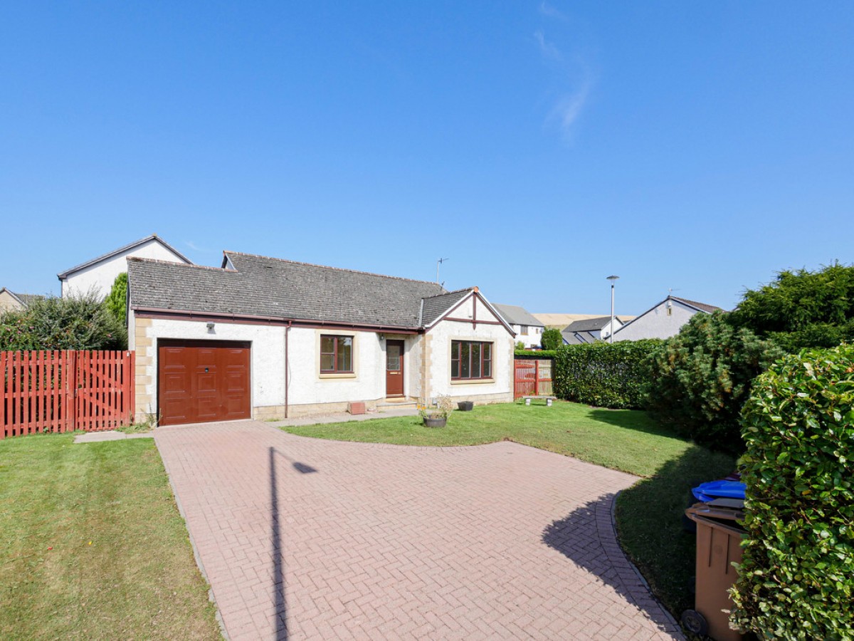 90 William Fitzgerald Way DD4 9FB