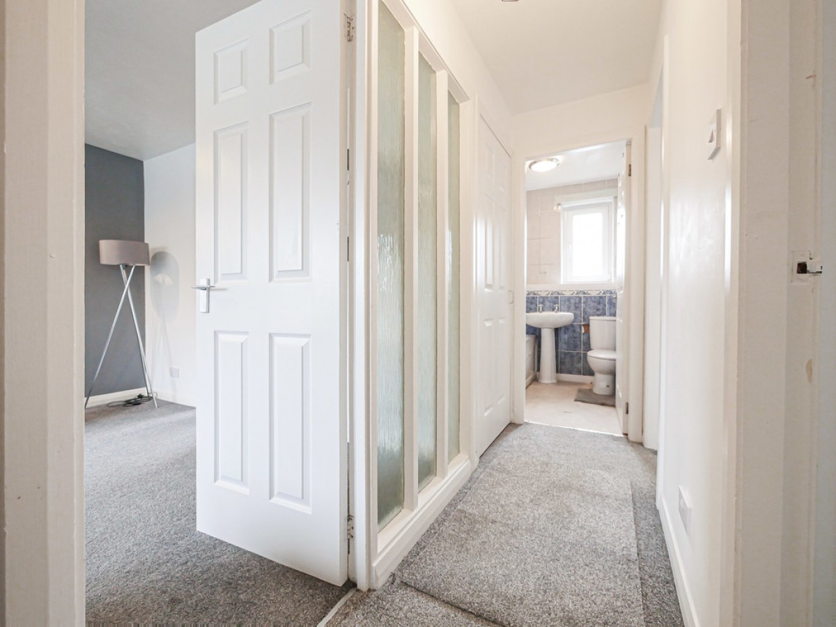 18 Traquair Gardens, Dundee, DD4 0TQ