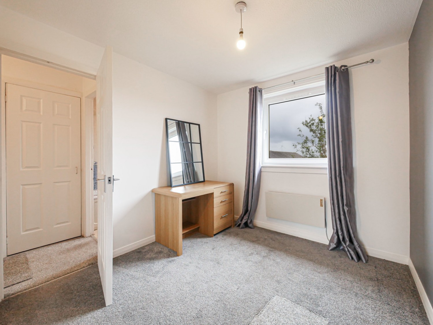 18 Traquair Gardens, Dundee, DD4 0TQ