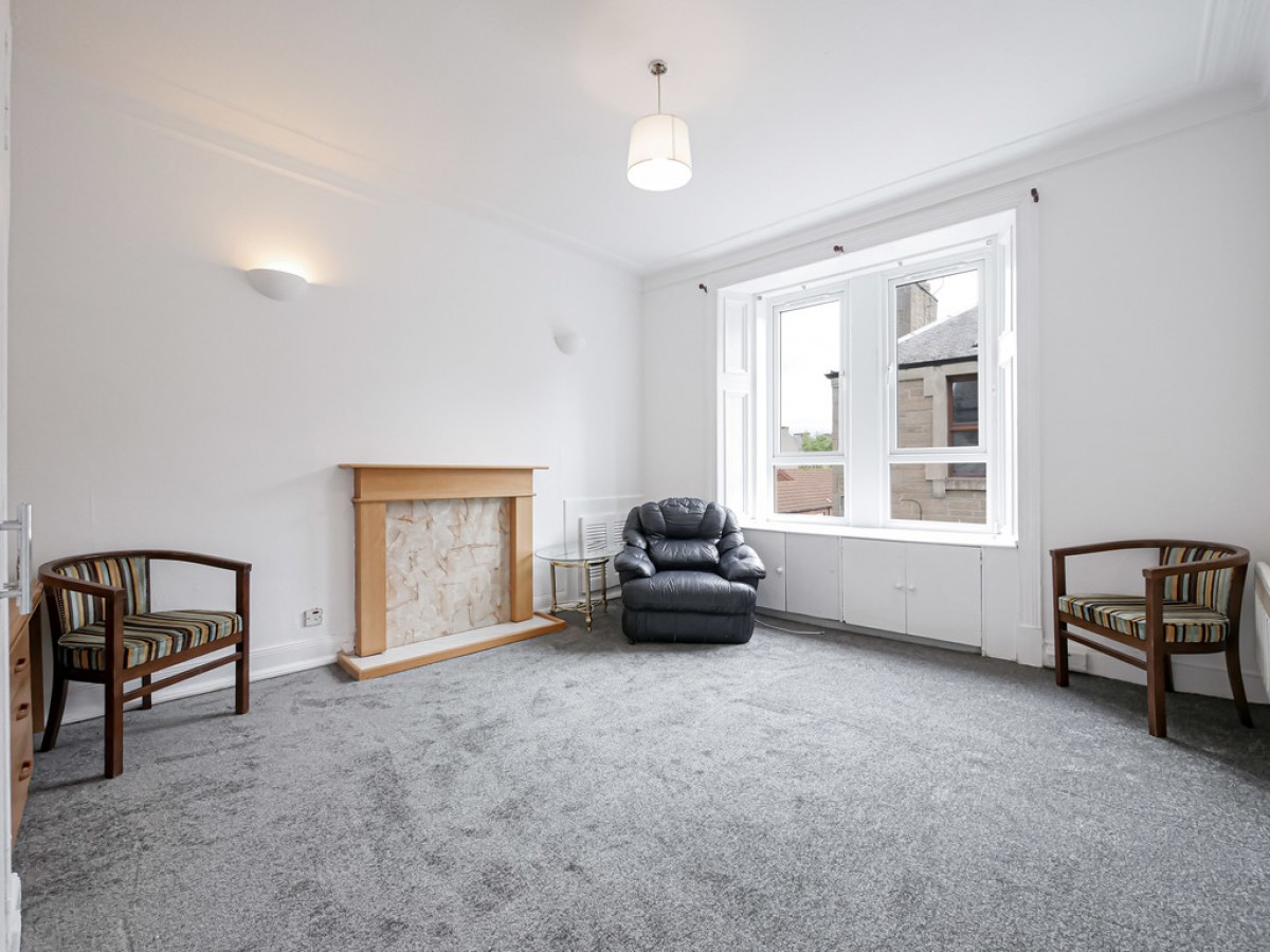2/R, 6 Lawson Place