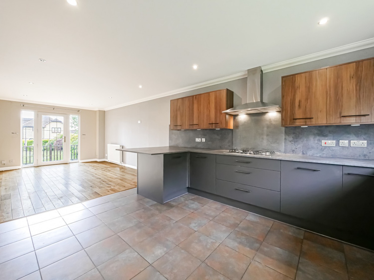 140 William Fitzgerald Way, Dundee, DD4 9FB